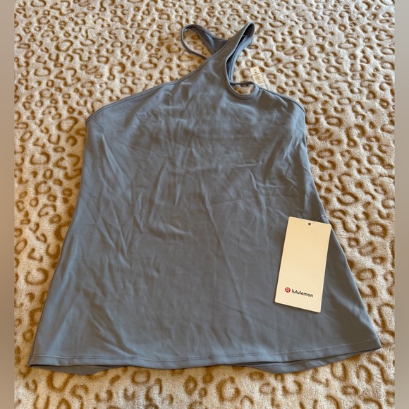 NWT Lululemon Athletica Asymmetrical Soft BlueTop
Women’s Size: 10 - Picture 4 of 9